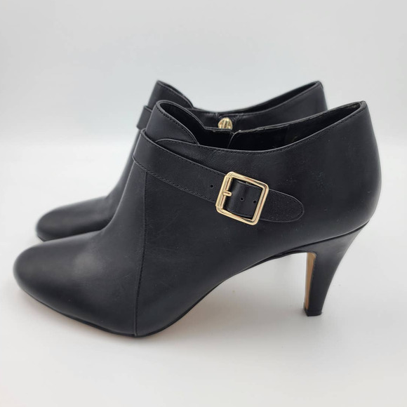 Vince Camuto Shoes - Vince Camuto Vonilesa Black Ankle Bootie Size 10